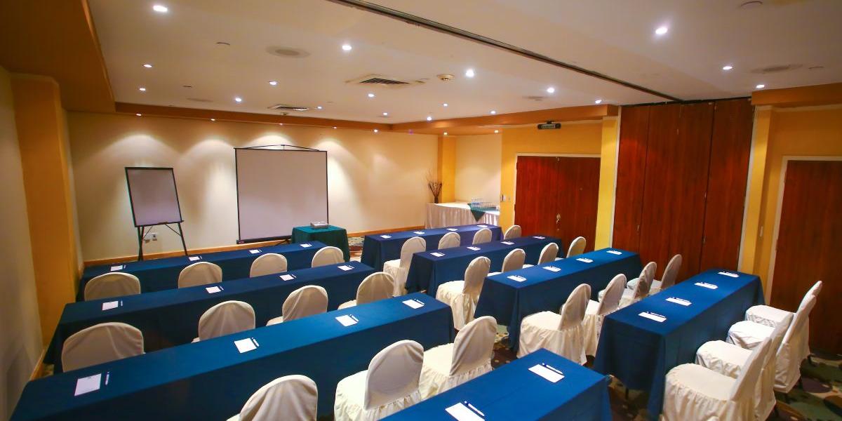 ORGANIZATION AND COORDINATION OF SOCIAL EVENTS Krystal Urban® Ciudad Juárez  ORGANIZATION AND COORDINATION OF SOCIAL EVENTS Krystal Urban® Ciudad Juárez